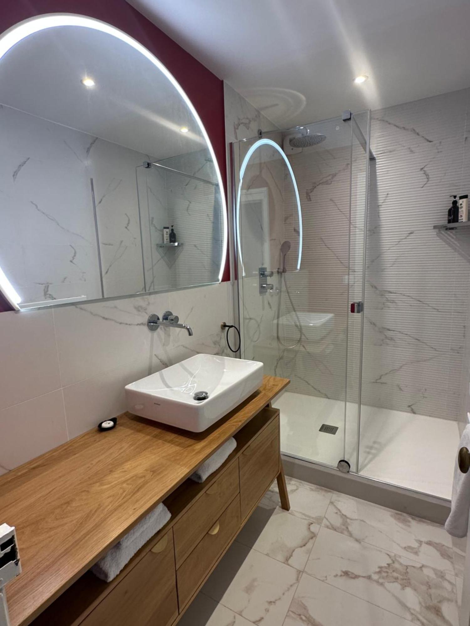 Domaine De La Tisnere Bed & Breakfast Gelos Dış mekan fotoğraf